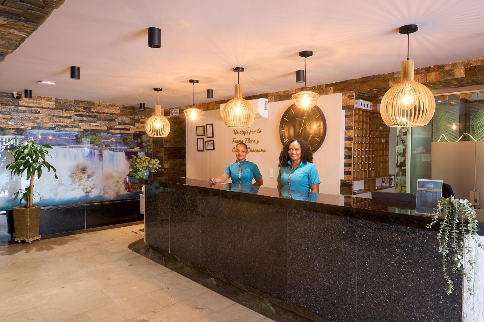 Kamaleb Farallones Hotel Quibdó Extérieur photo